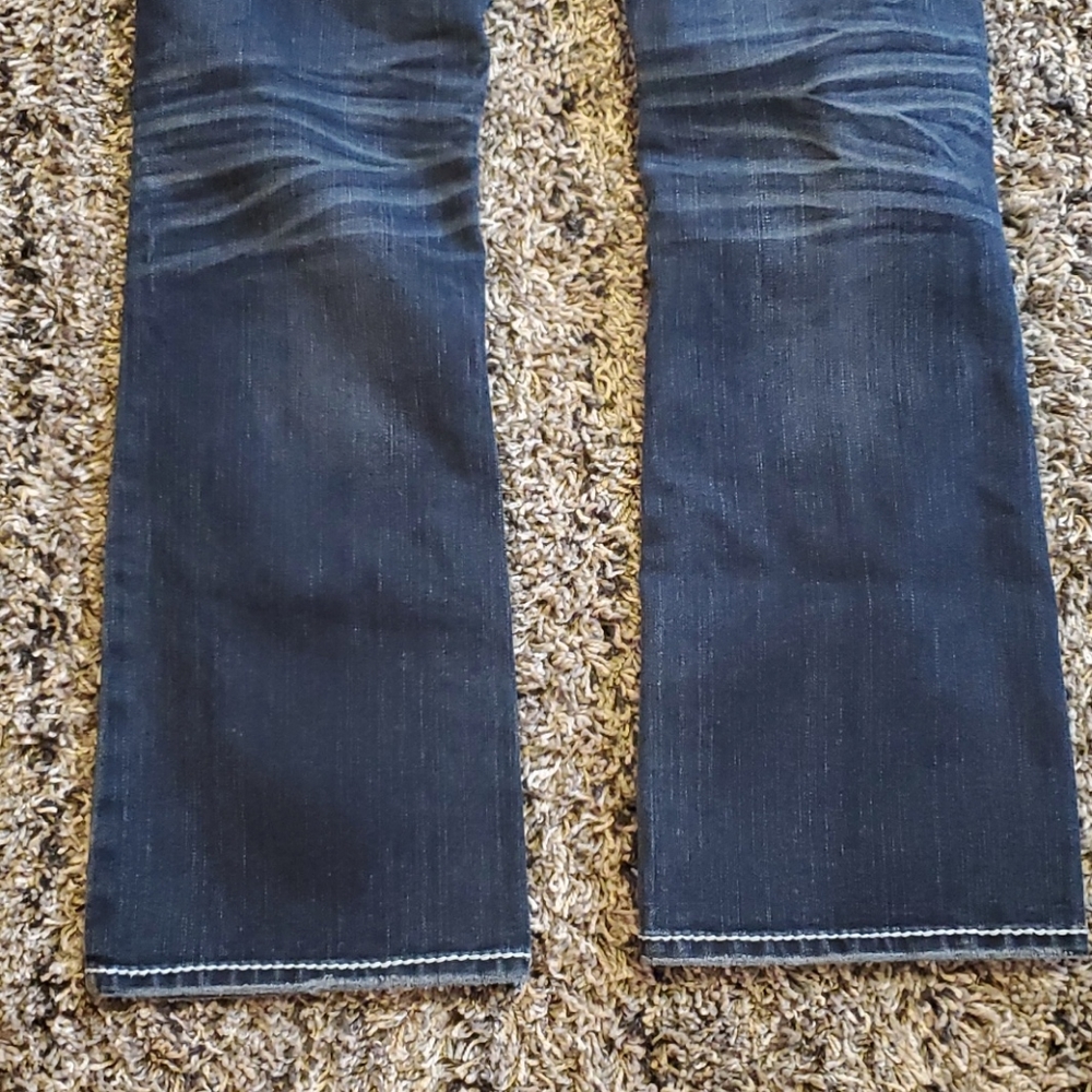 Silver Jeans - Picture 7 of 8